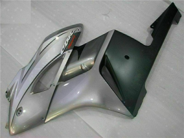 Carénage Honda CBR 1000 RR 2004-2005 - Argent Carénage Honda CBR 1000 RR 2004-2005 - Argent
