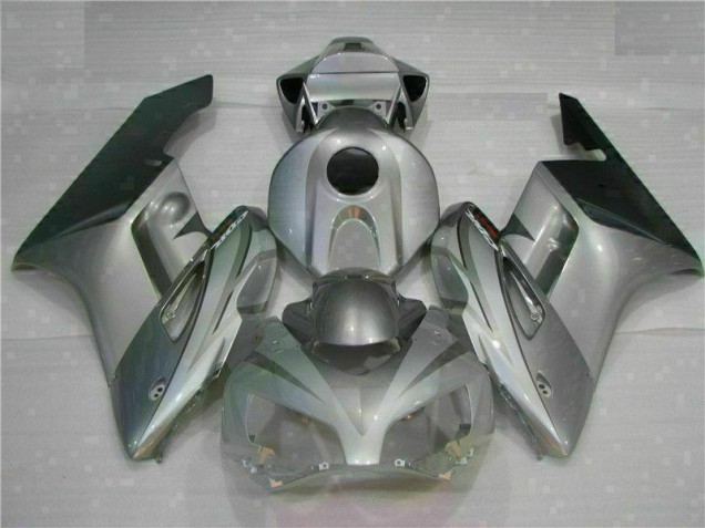 Carénage Honda CBR 1000 RR 2004-2005 - Argent Carénage Honda CBR 1000 RR 2004-2005 - Argent