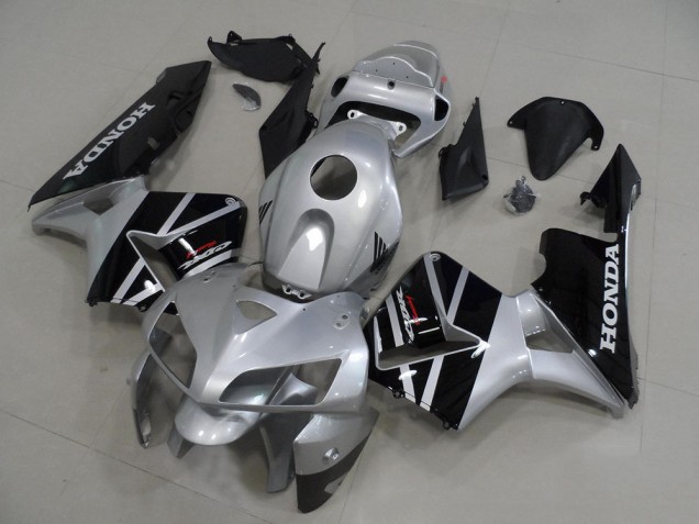 Carénage Honda CBR 600 RR 2005-2006 - Argent Gris Carénage Honda CBR 600 RR 2005-2006 - Argent Gris