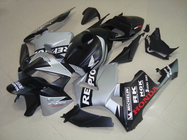 Carénage Honda CBR 600 RR 2005-2006 - Noir Mat Argent Repsol Carénage Honda CBR 600 RR 2005-2006 - Noir Mat Argent Repsol