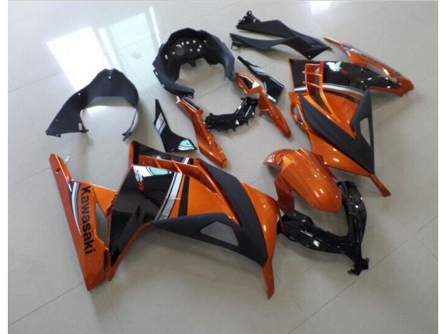 Carénage Kawasaki ZX 300R 2013-2016 - Noir Orange Carénage Kawasaki ZX 300R 2013-2016 - Noir Orange