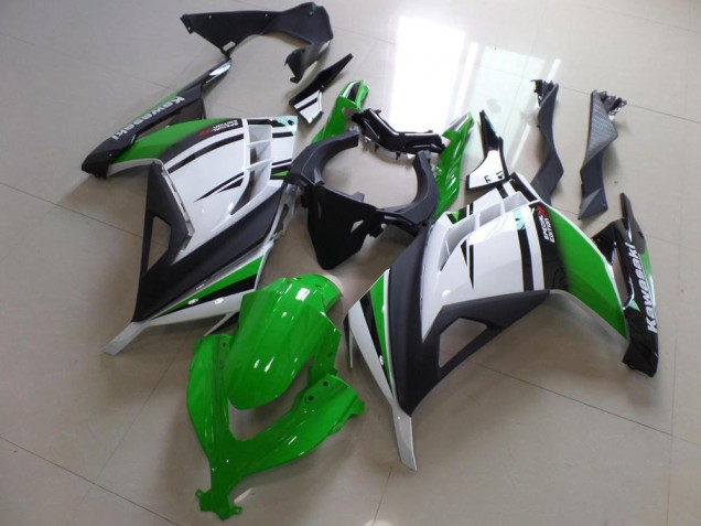 Carénage Kawasaki ZX 300R 2013-2016 - Vert Noir et Blanc Carénage Kawasaki ZX 300R 2013-2016 - Vert Noir et Blanc