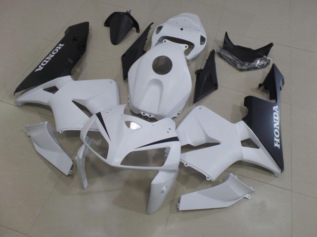 Kit Carénages Complet Honda CBR 600 RR 2005-2006 - Blanc Noir Kit Carénages Complet Honda CBR 600 RR 2005-2006 - Blanc Noir