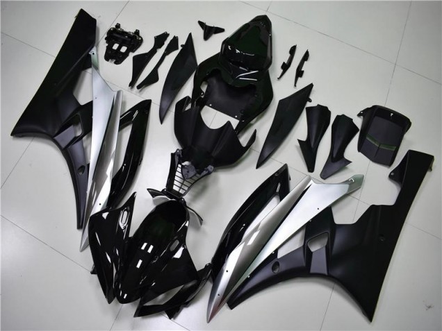 Kit Carénages Complet Yamaha R6 2006-2007 - Argent Noir Kit Carénages Complet Yamaha R6 2006-2007 - Argent Noir