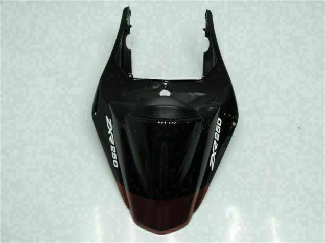 Kit Carénages & Plastique Kawasaki EX250 2008-2012 - Noir Kit Carénages & Plastique Kawasaki EX250 2008-2012 - Noir
