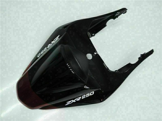 Kit Carénages & Plastique Kawasaki EX250 2008-2012 - Noir Kit Carénages & Plastique Kawasaki EX250 2008-2012 - Noir