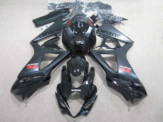 Kit Carénages & Plastique Suzuki GSXR 1000 K7 2007-2008 - Noir Kit Carénages & Plastique Suzuki GSXR 1000 K7 2007-2008 - Noir